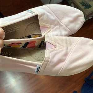 Light pink toms